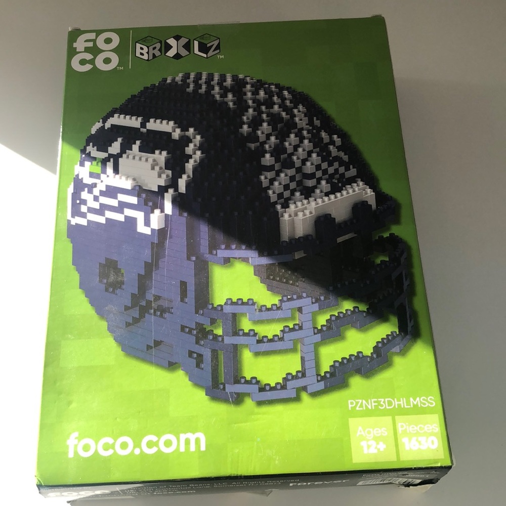 NFL Seahawks helmet foco bricks